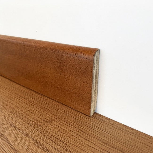 battiscopa impiallacciato doussiè verniciato trasparente 80x13