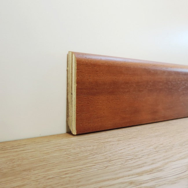 battiscopa impiallacciato iroko verniciato trasparente 75x10